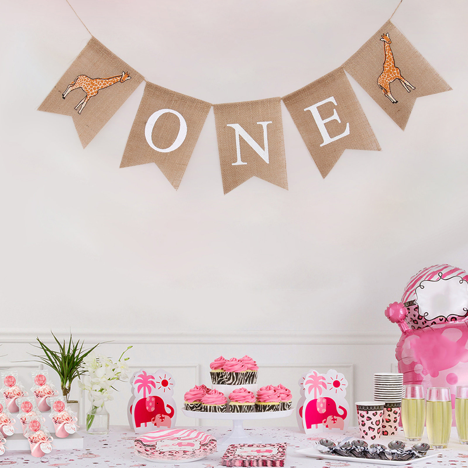 Baby Nursery Garland - Giraffen-Leinenbanner mit Einzeldruck, Jute-Schwalbenschwanz-Wimpelkette für Geburtstagsfeier,