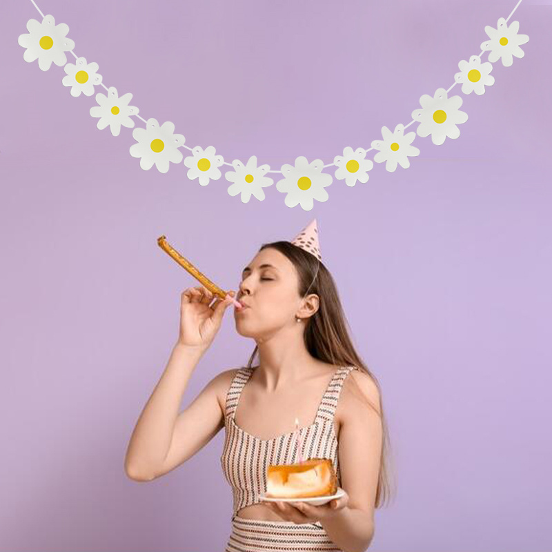 1 Set Weiße Gänseblümchen-Blum – Baby Nursery Garland Bewertung und Preis